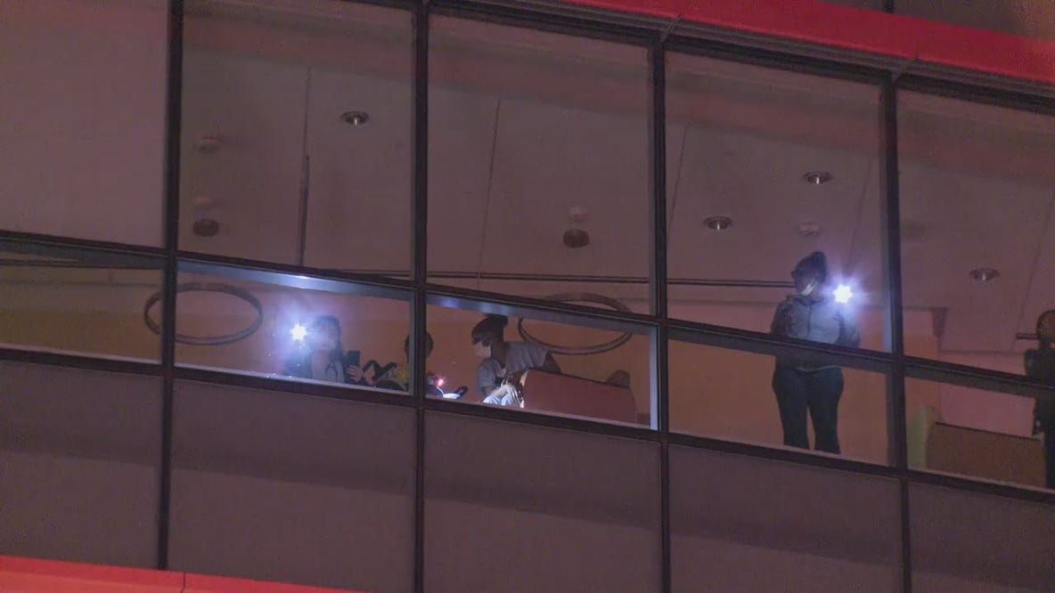 Holiday Tow Truck Parade At Children’s Hospital